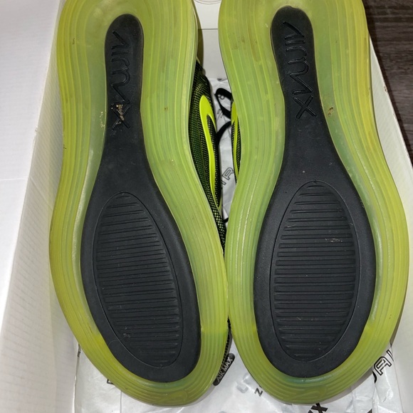 COPY - Nike Air Max 720 (GS) size 6.5Y - Picture 6 of 6